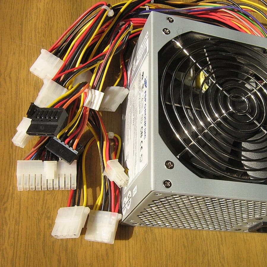 منبع تغذیه گرین GP1200B-OCDG توان ۱۲۰۰ وات 80Plus Gold